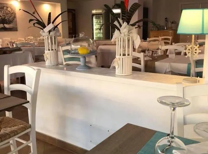 Sandalion Hotel 3*